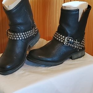 Studded motorcycle boots